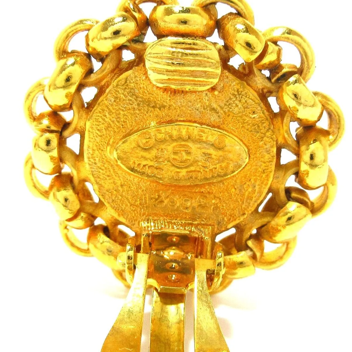 Chanel - Gold Cream Hardware Fake