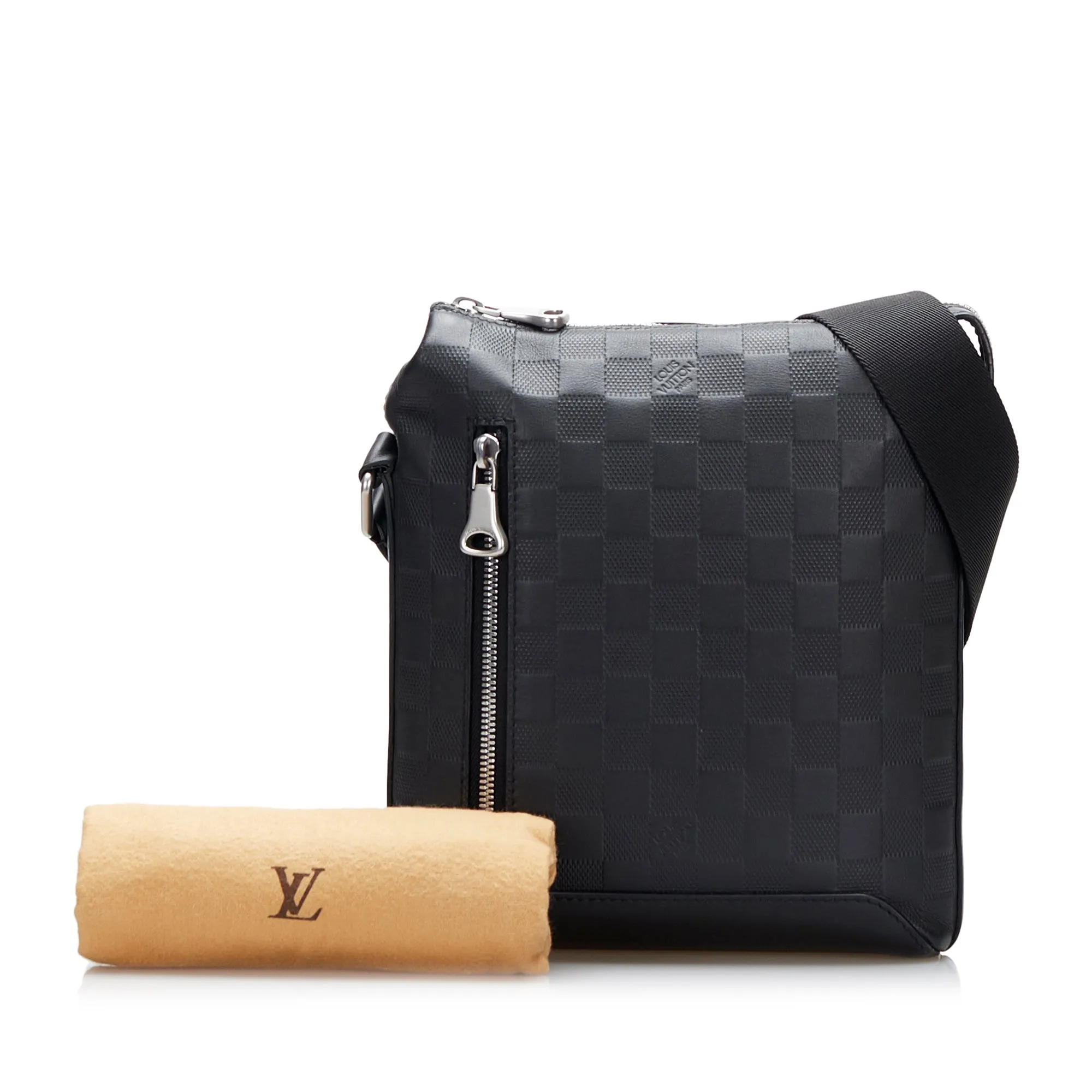 Louis Vuitton Damier Infini Discovery Messenger Crossbody Bag