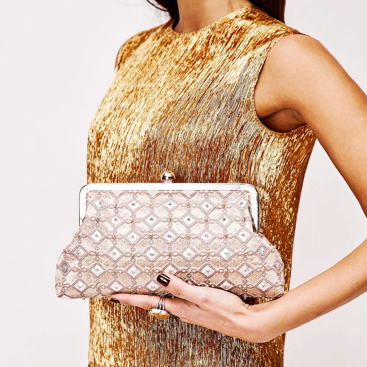 SHIELD CLASSIC BAG